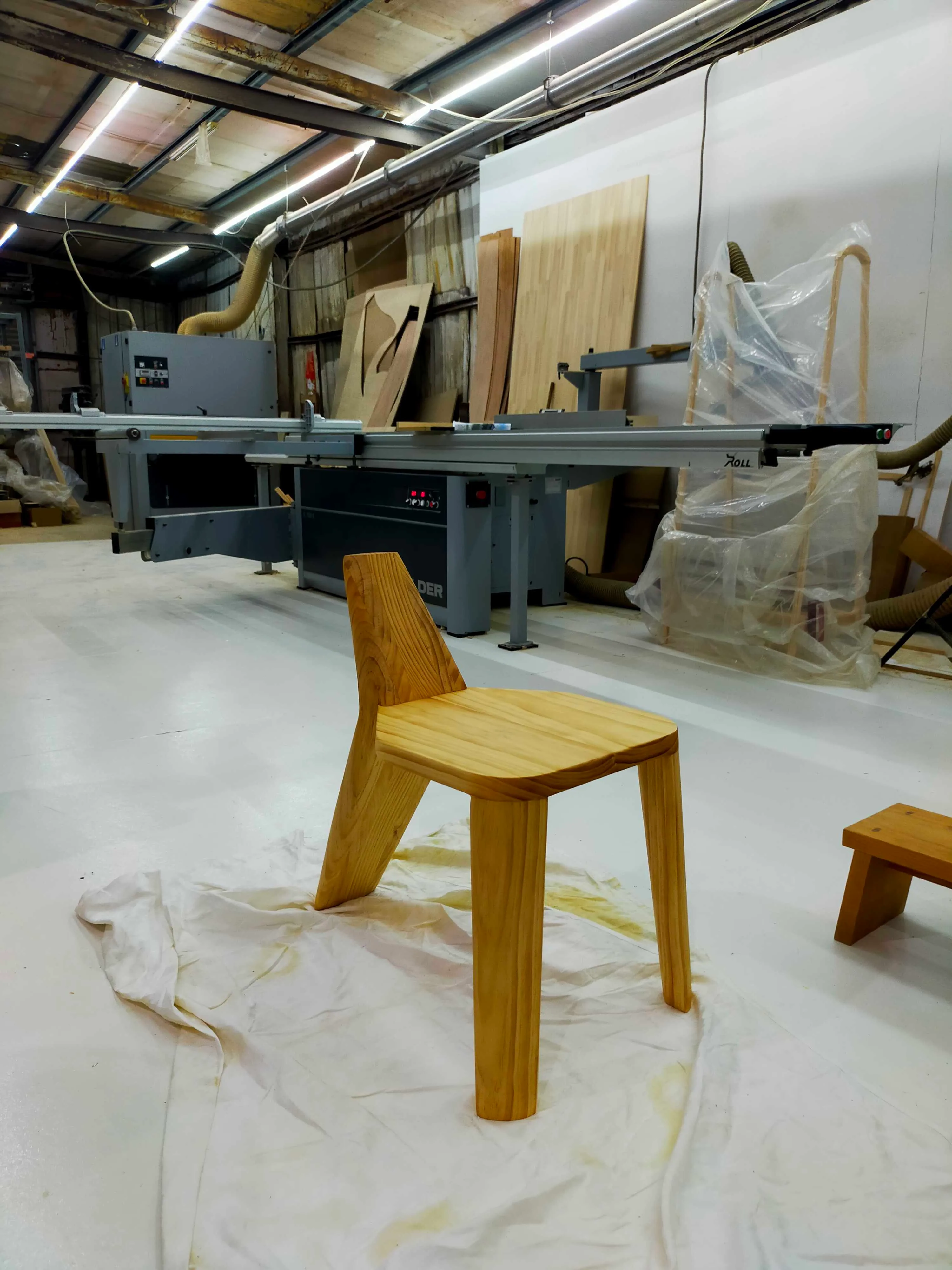 ( ) Chair gallery 4